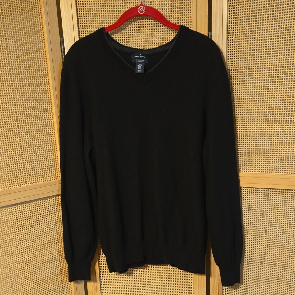 Daniel Hechter XL Classic Black V-Neck Sweater 100% Merino Wool